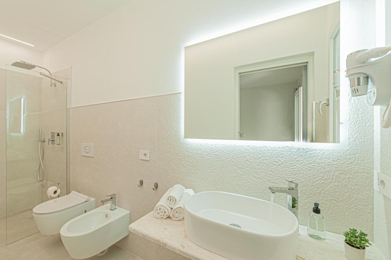 Lux B&Beach Sardvs กัสเตลซาร์โด ภายนอก รูปภาพ
